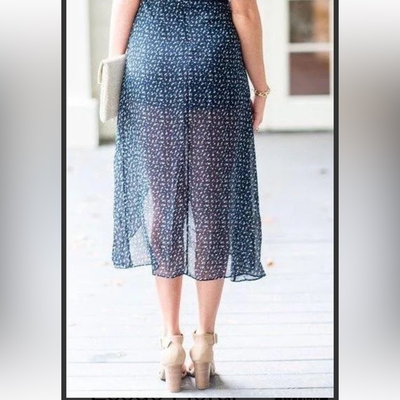 Essue Floral Dress, High Low, with short slip sewed in, New without tags - Picture 2 of 7